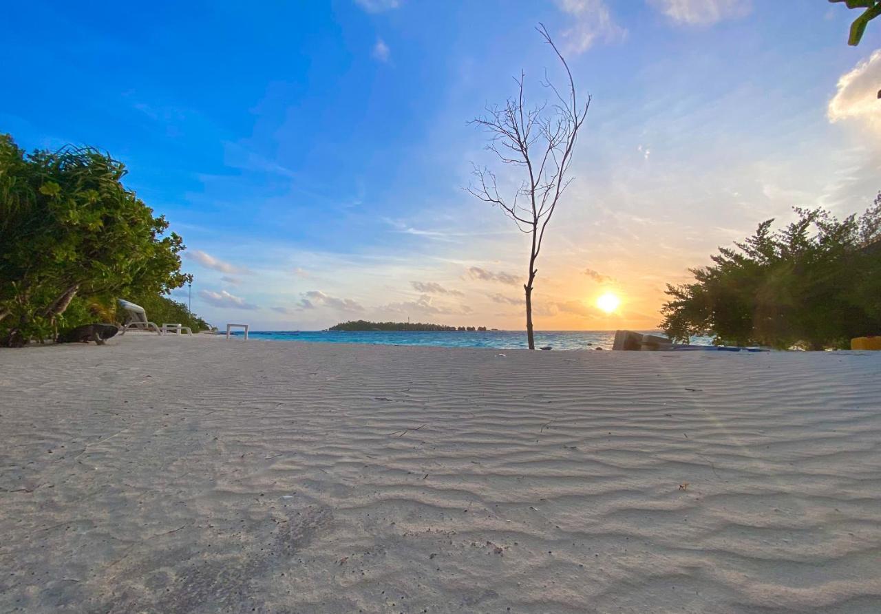Leisure Inn Guest House Bodufolhudhoo エクステリア 写真