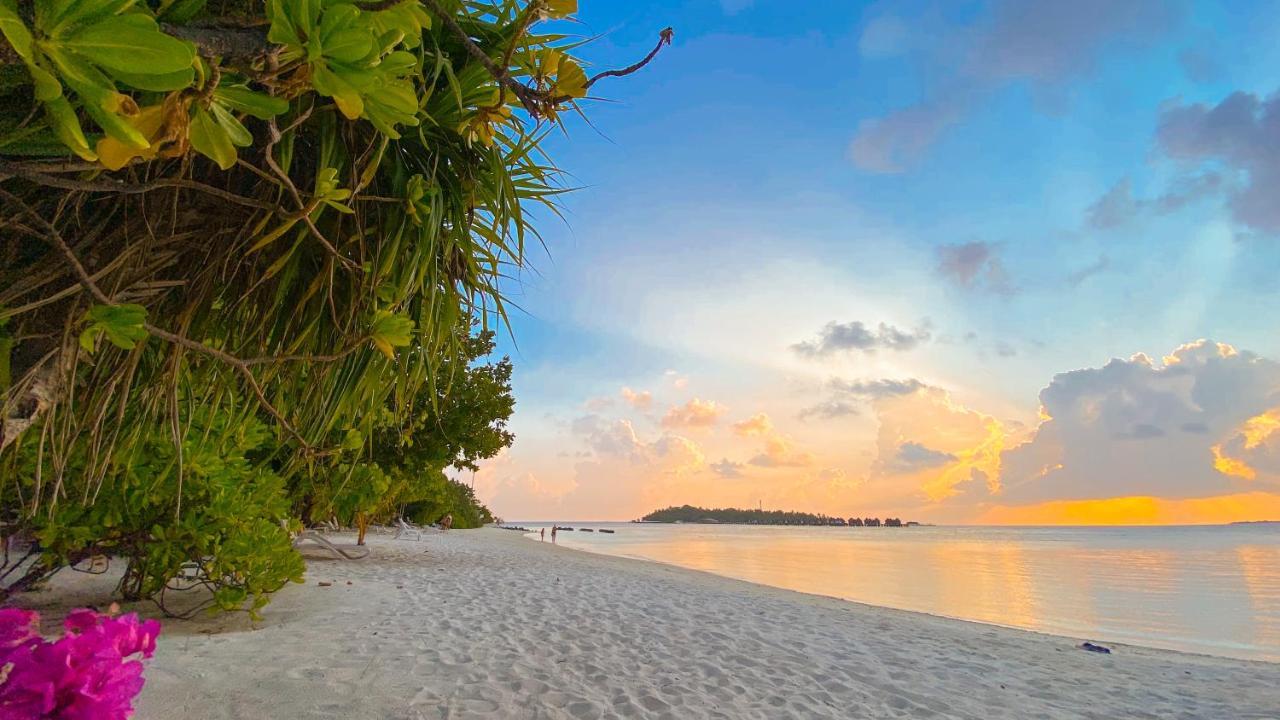Leisure Inn Guest House Bodufolhudhoo エクステリア 写真