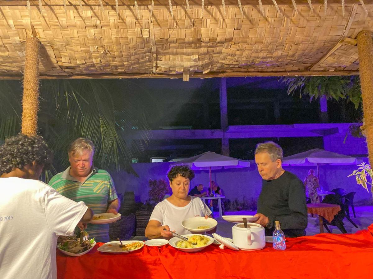 Leisure Inn Guest House Bodufolhudhoo エクステリア 写真