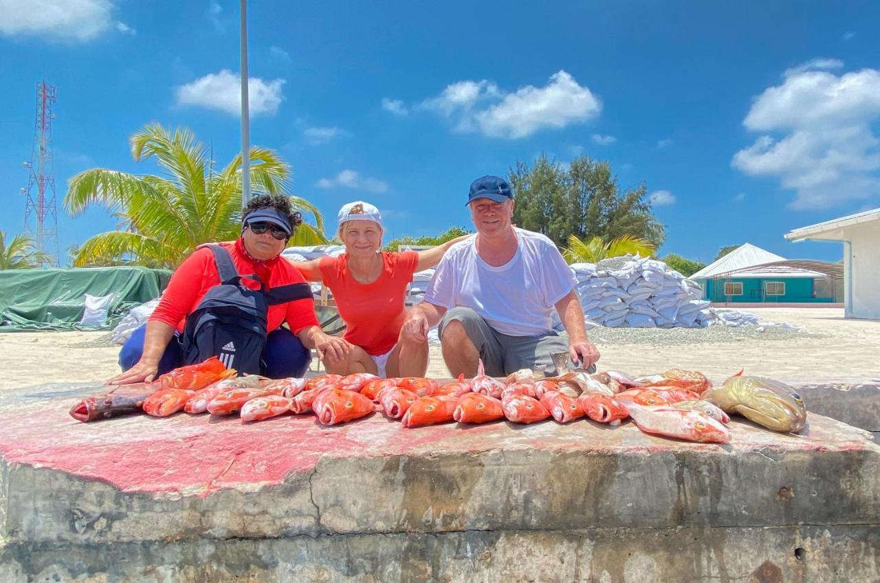 Leisure Inn Guest House Bodufolhudhoo エクステリア 写真