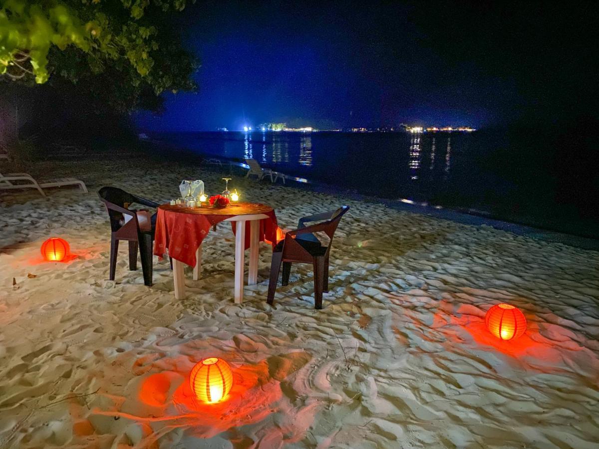 Leisure Inn Guest House Bodufolhudhoo エクステリア 写真